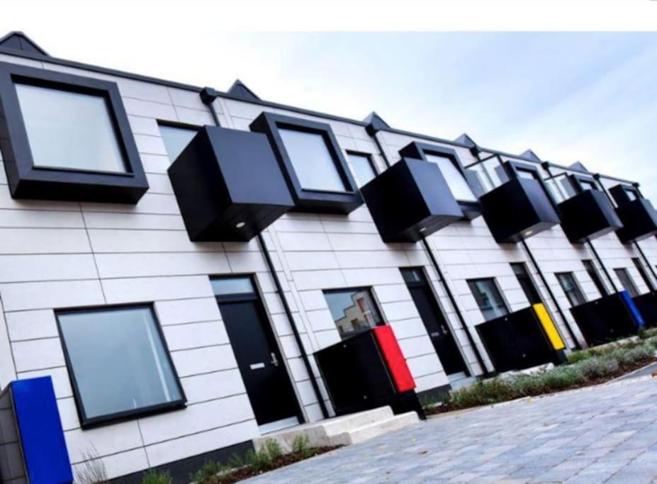 Large Townhouse 5 Beds With Two Parking Spaces - Manchester City Centre Exterior foto